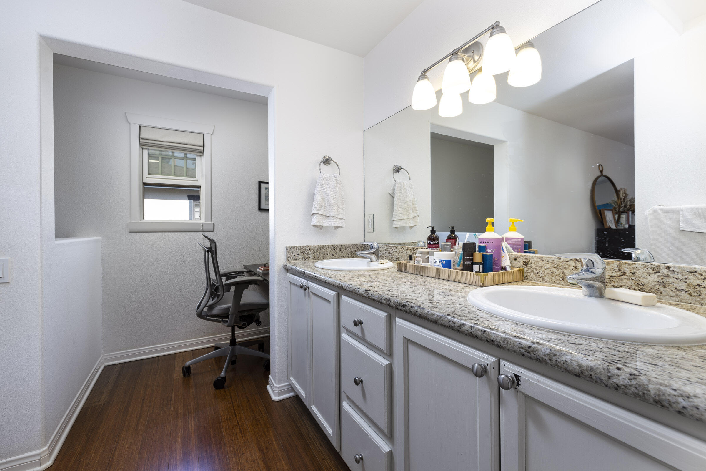 2117 Castillo Street Apt B