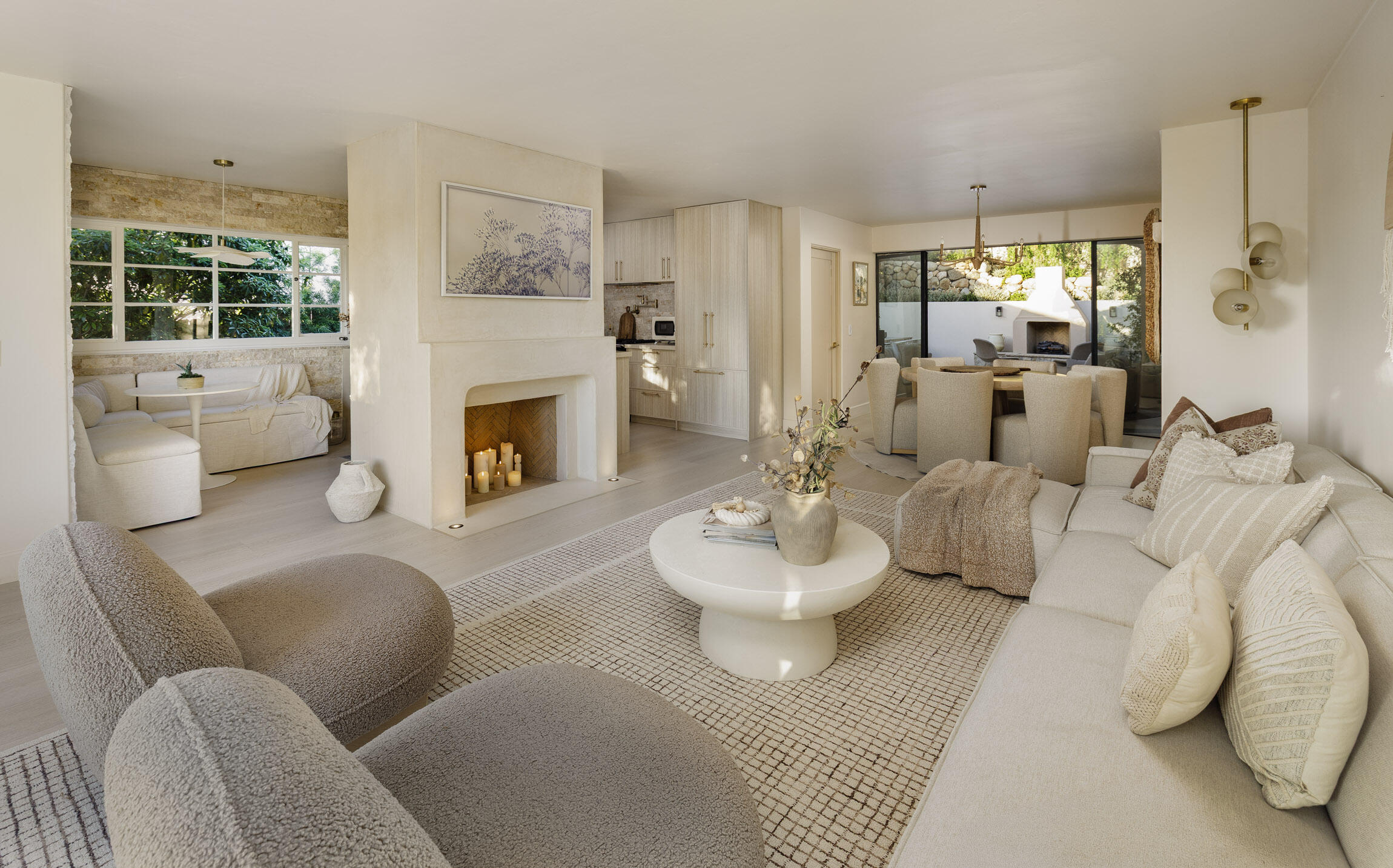 1249 Diana Lane