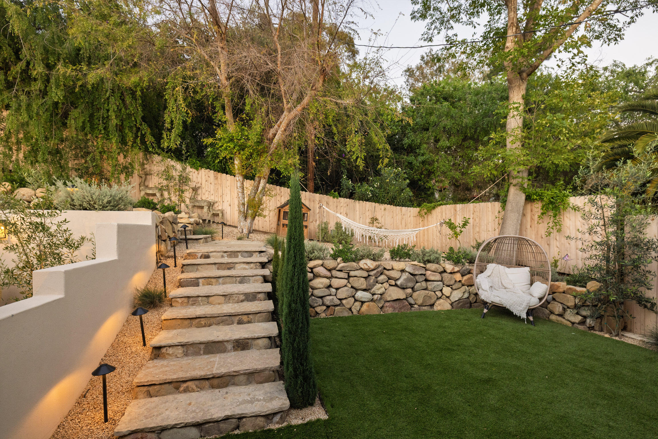 1249 Diana Lane