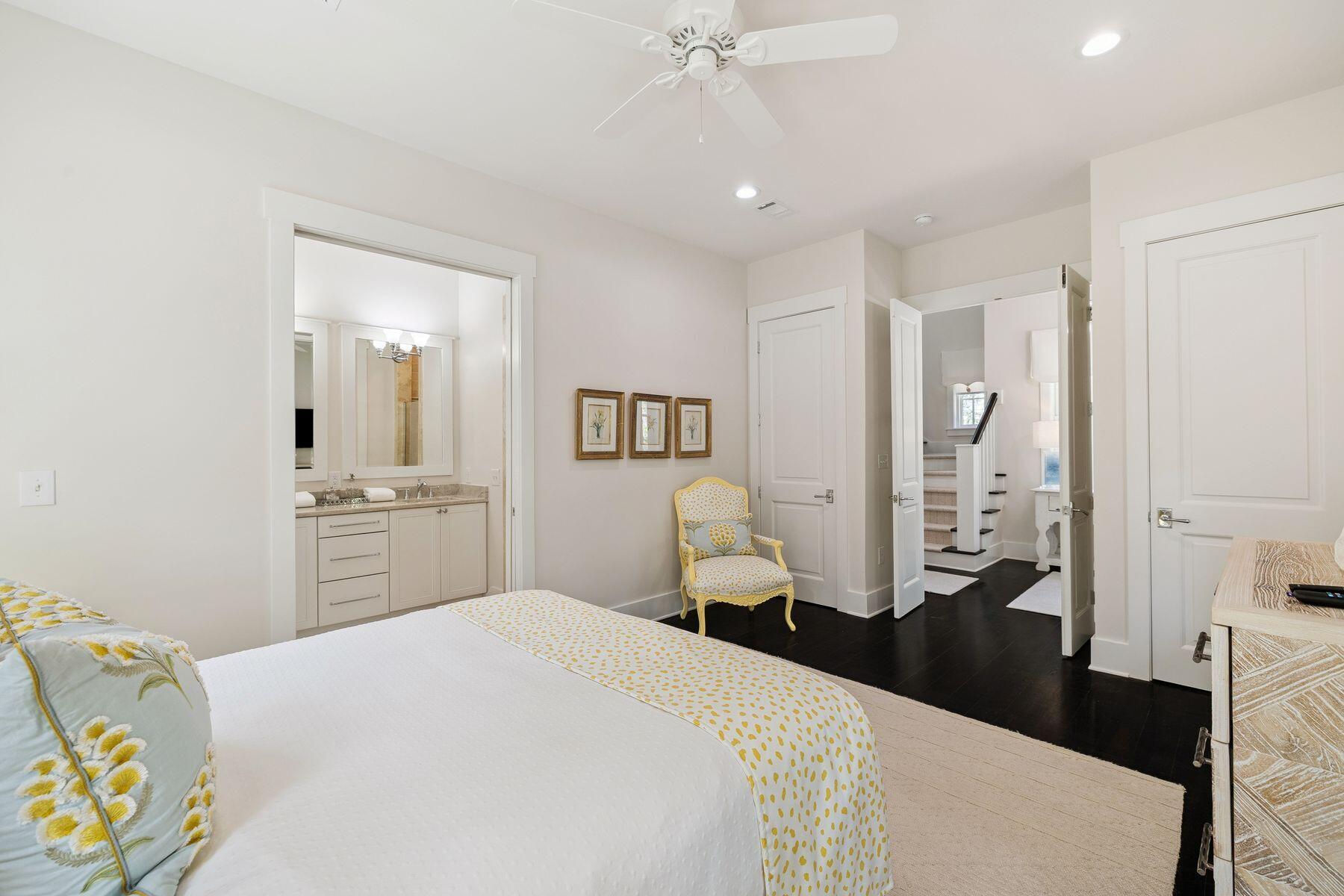205 Scrub Oak Circle