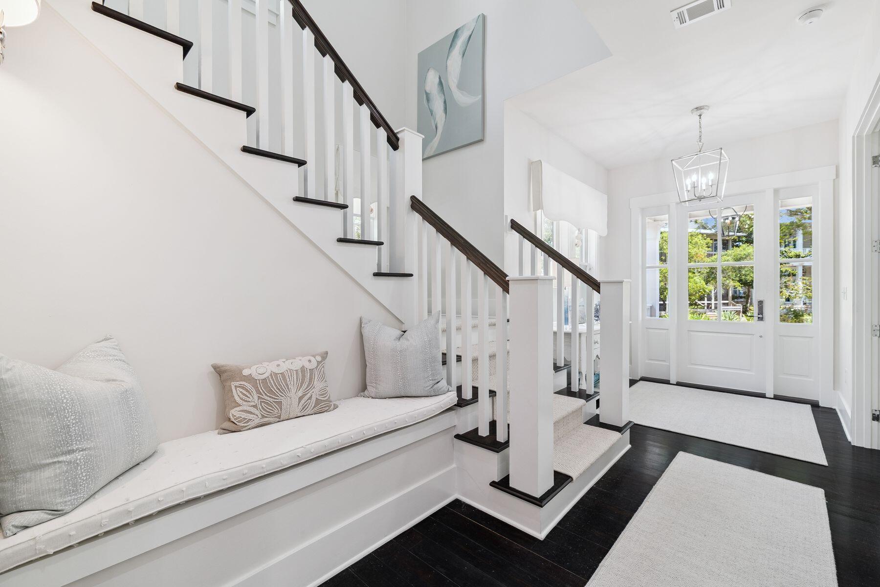 205 Scrub Oak Circle