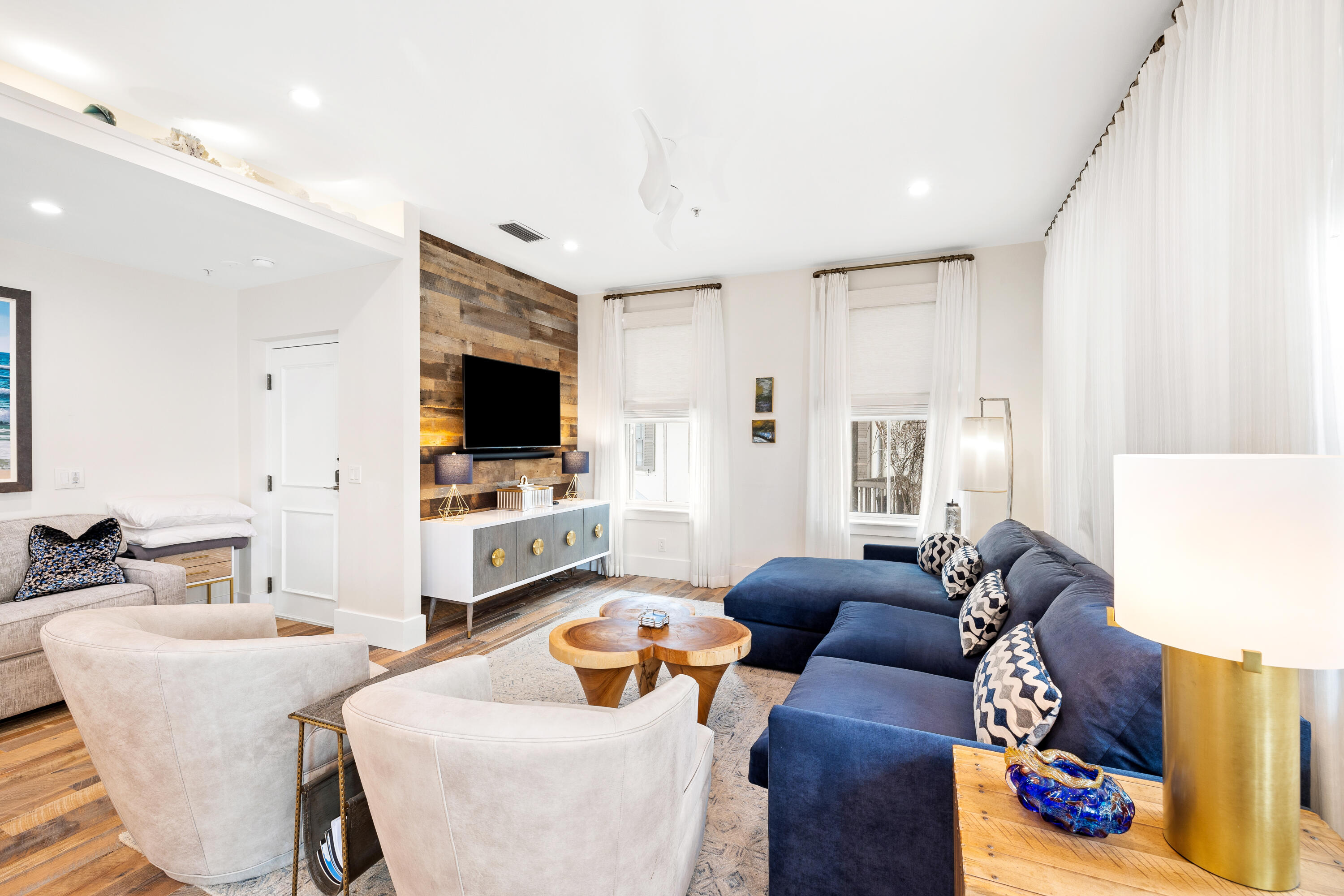 72 Main Street, # 2A