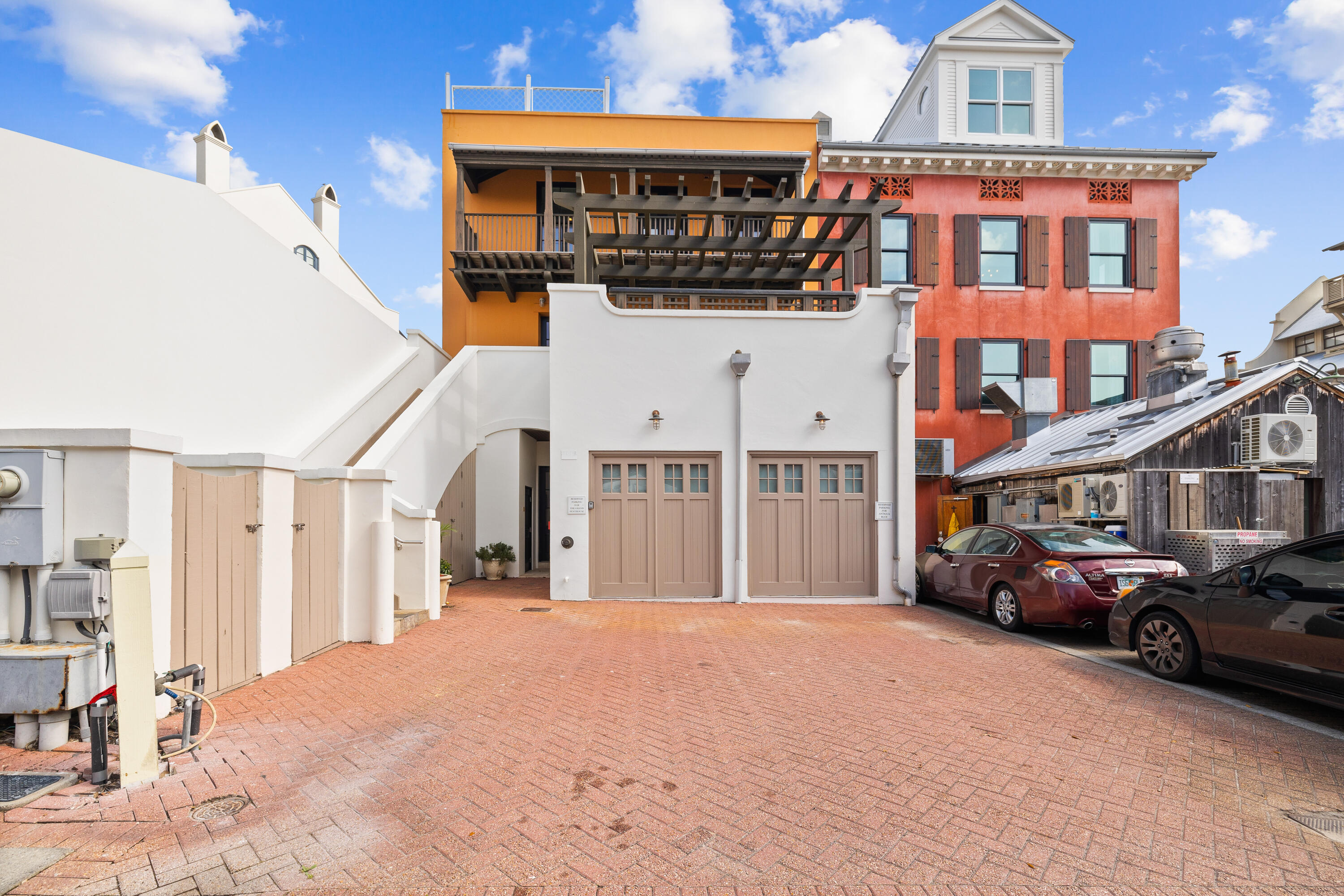 72 Main Street, # 2A
