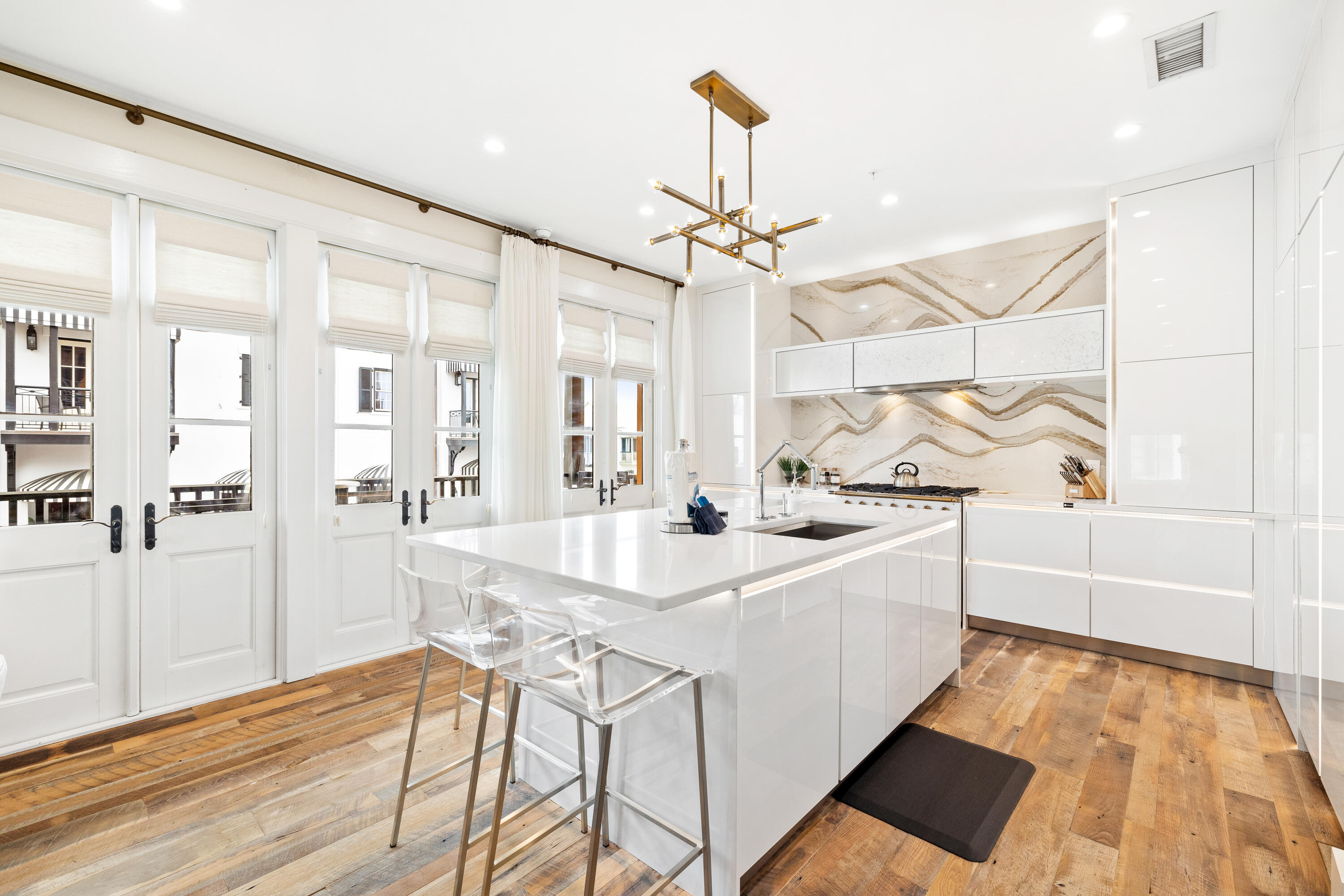 72 Main Street, # 2A