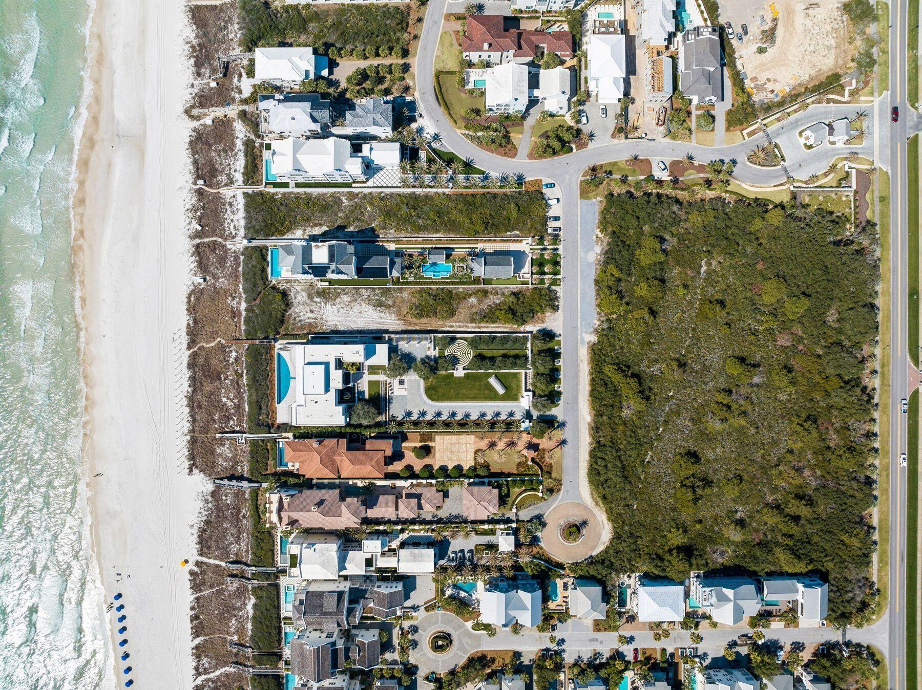Lot 6 Paradise By The Sea Court
