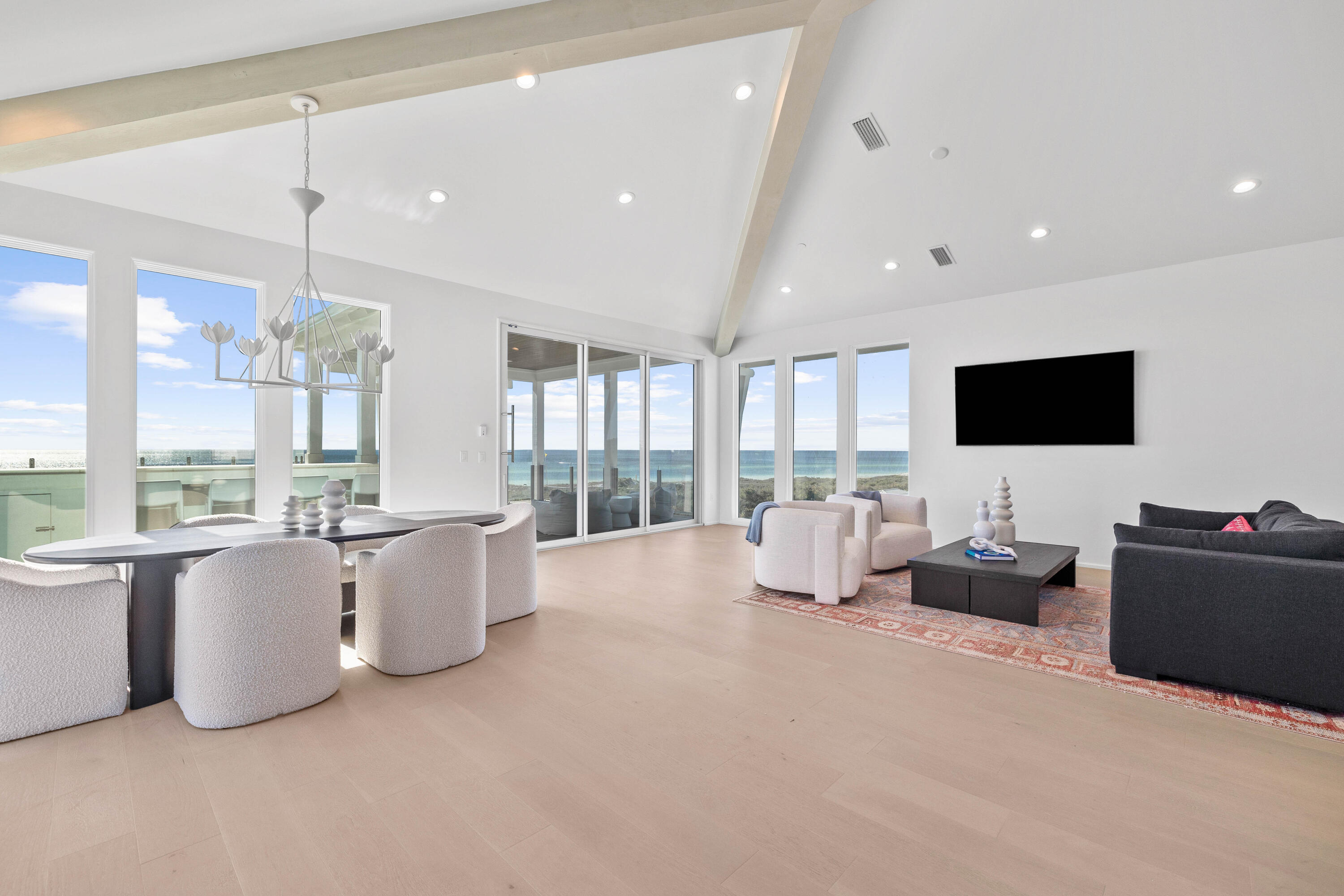 244 W Park Place Avenue