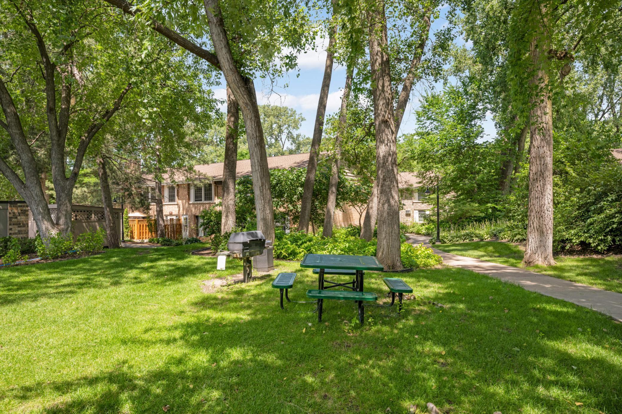 4508 Cedar Lake Road S Unit: 2