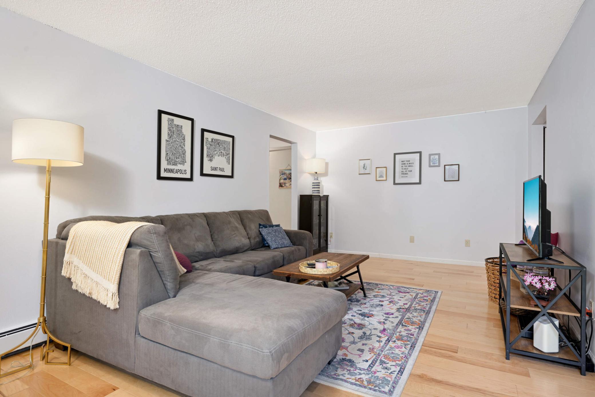 4508 Cedar Lake Road S Unit: 2