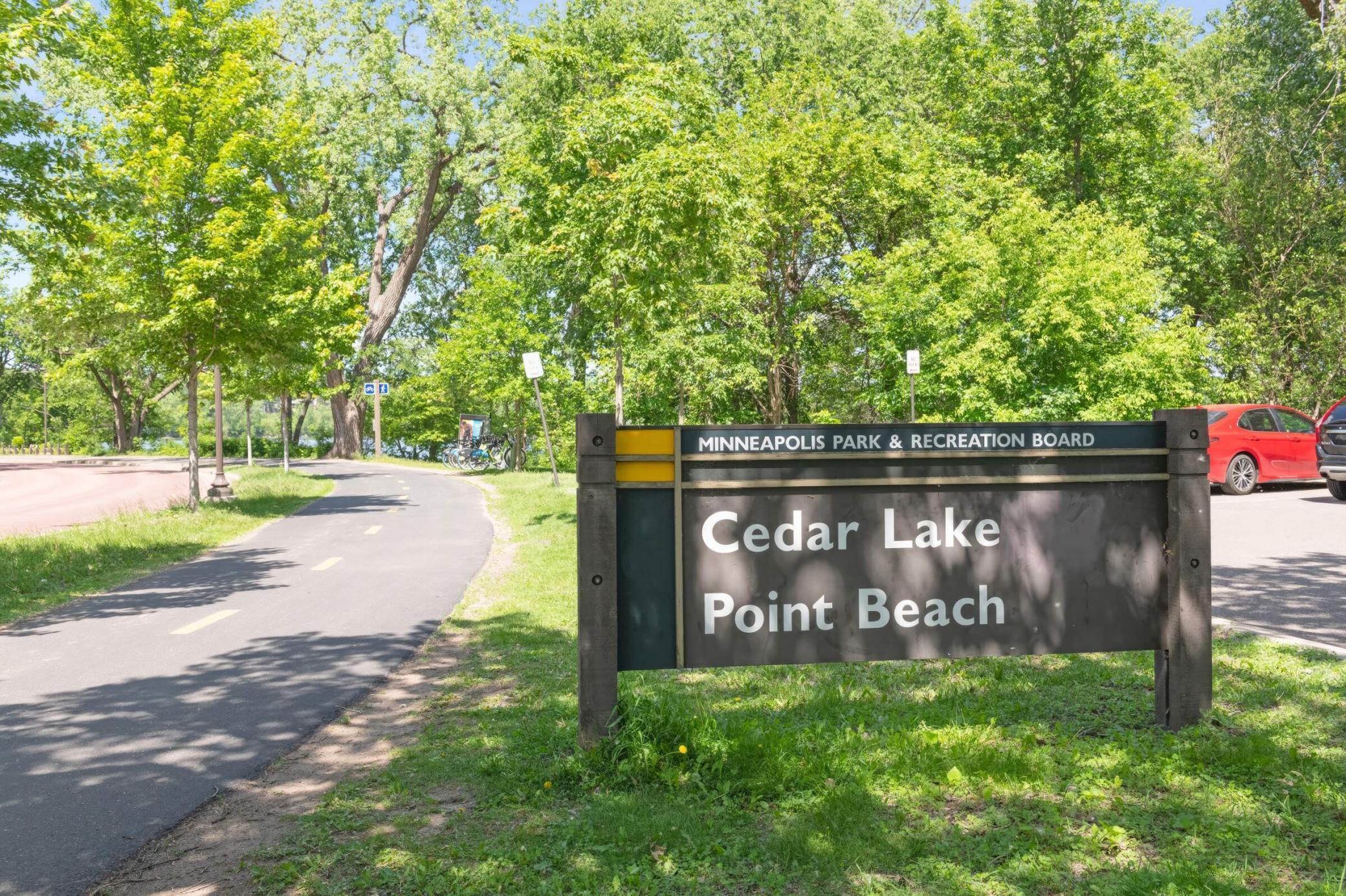 4508 Cedar Lake Road S Unit: 2