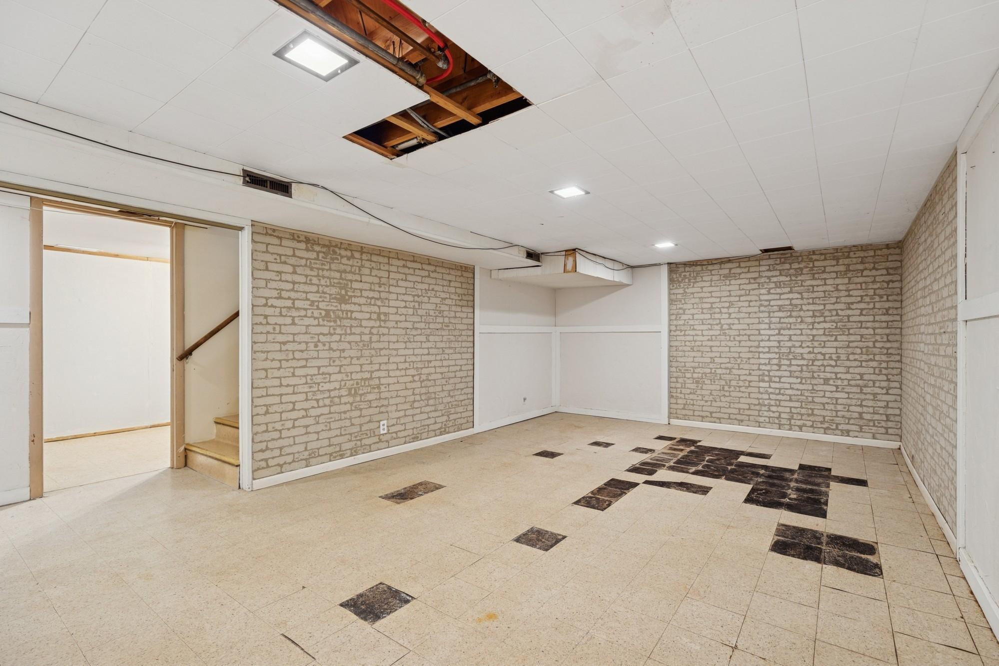 8439 Portland Avenue S