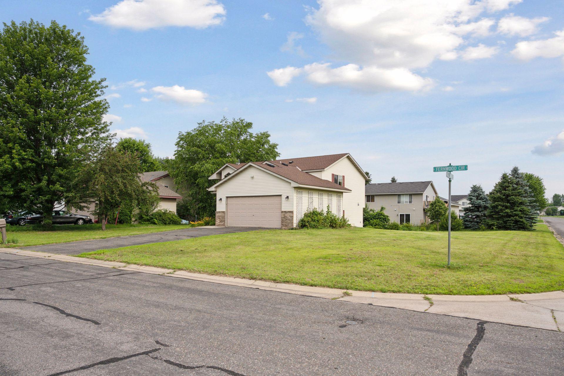 530 Fernwood Circle