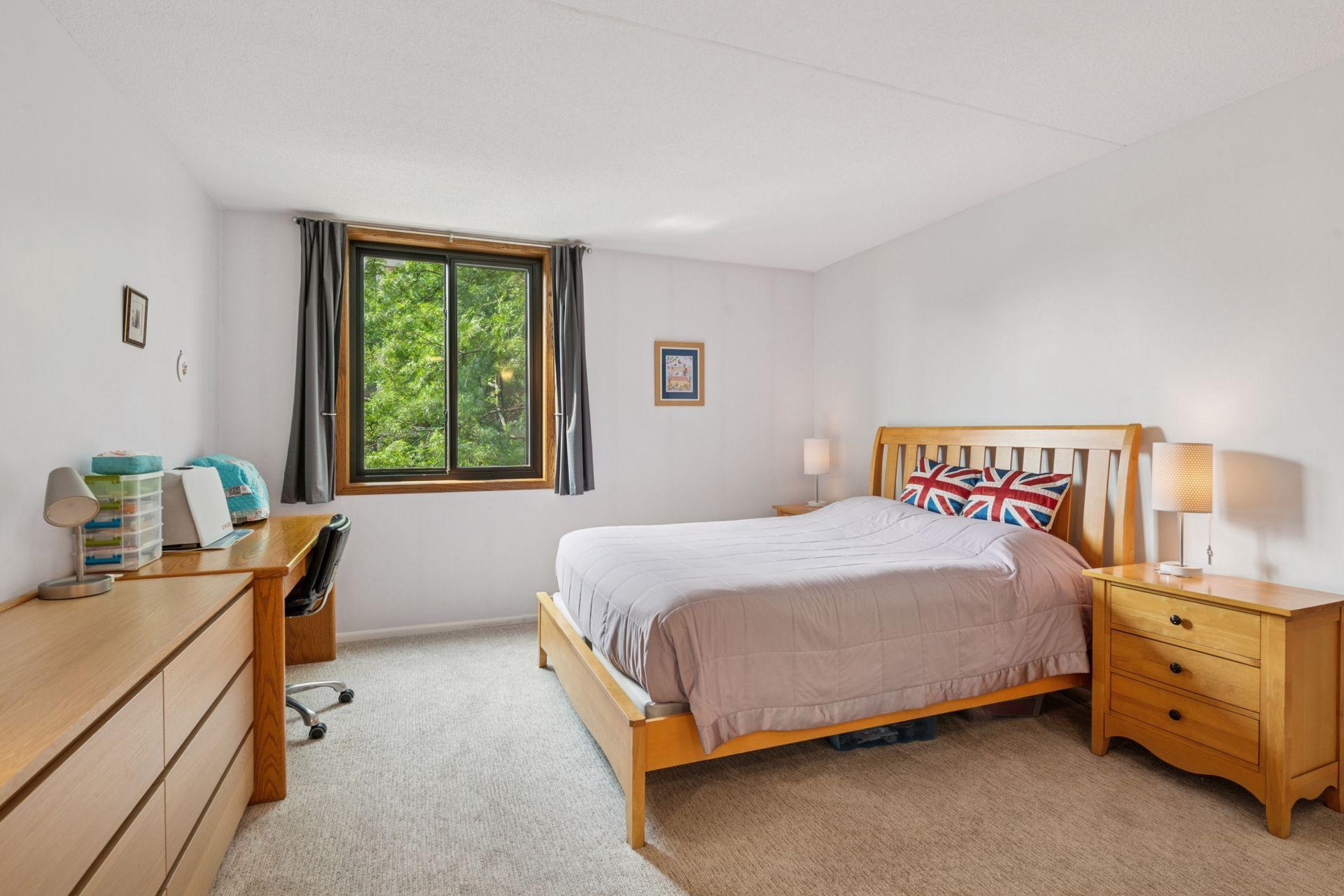 7200 York Avenue S Unit: 423