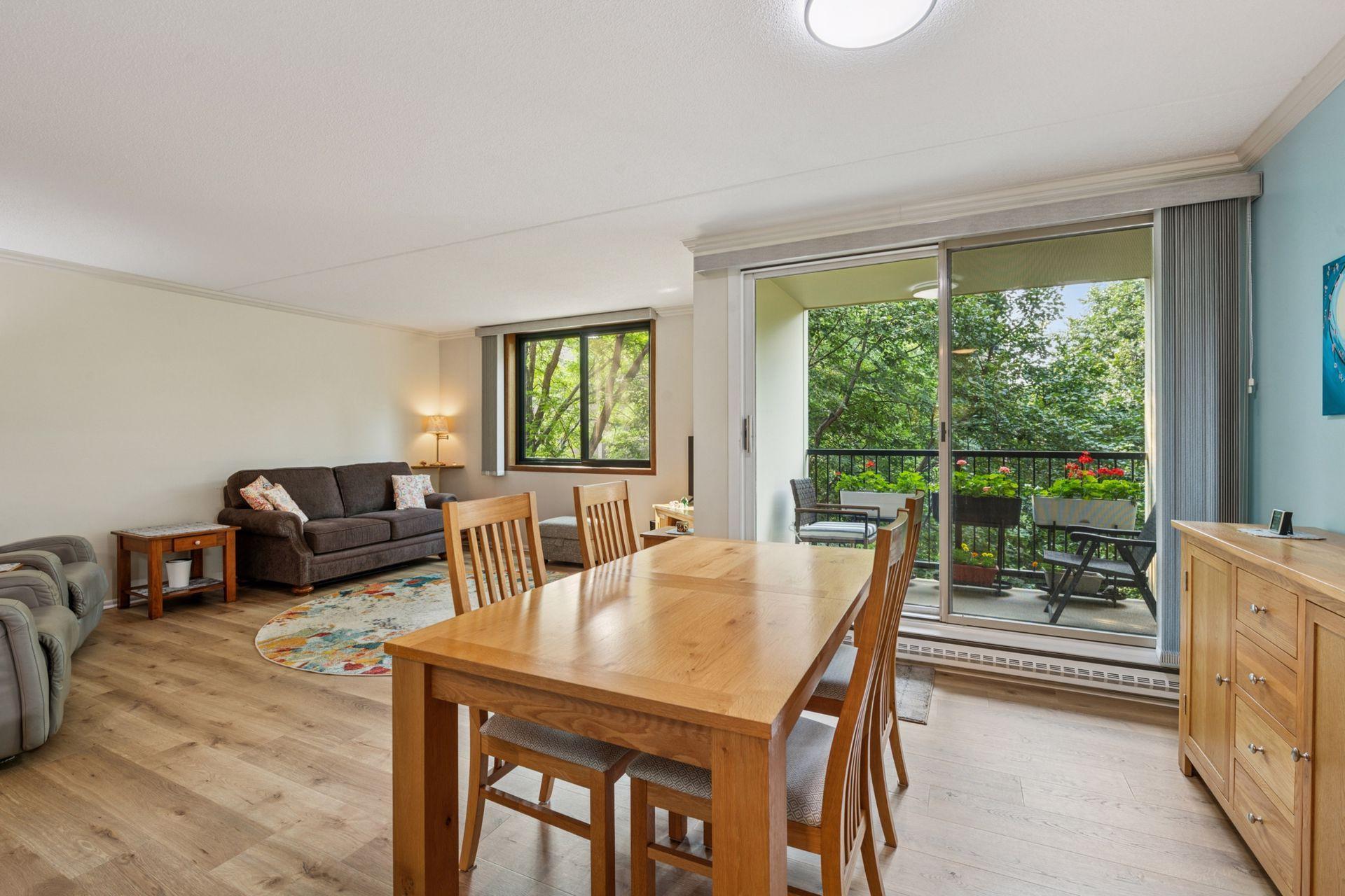 7200 York Avenue S Unit: 423