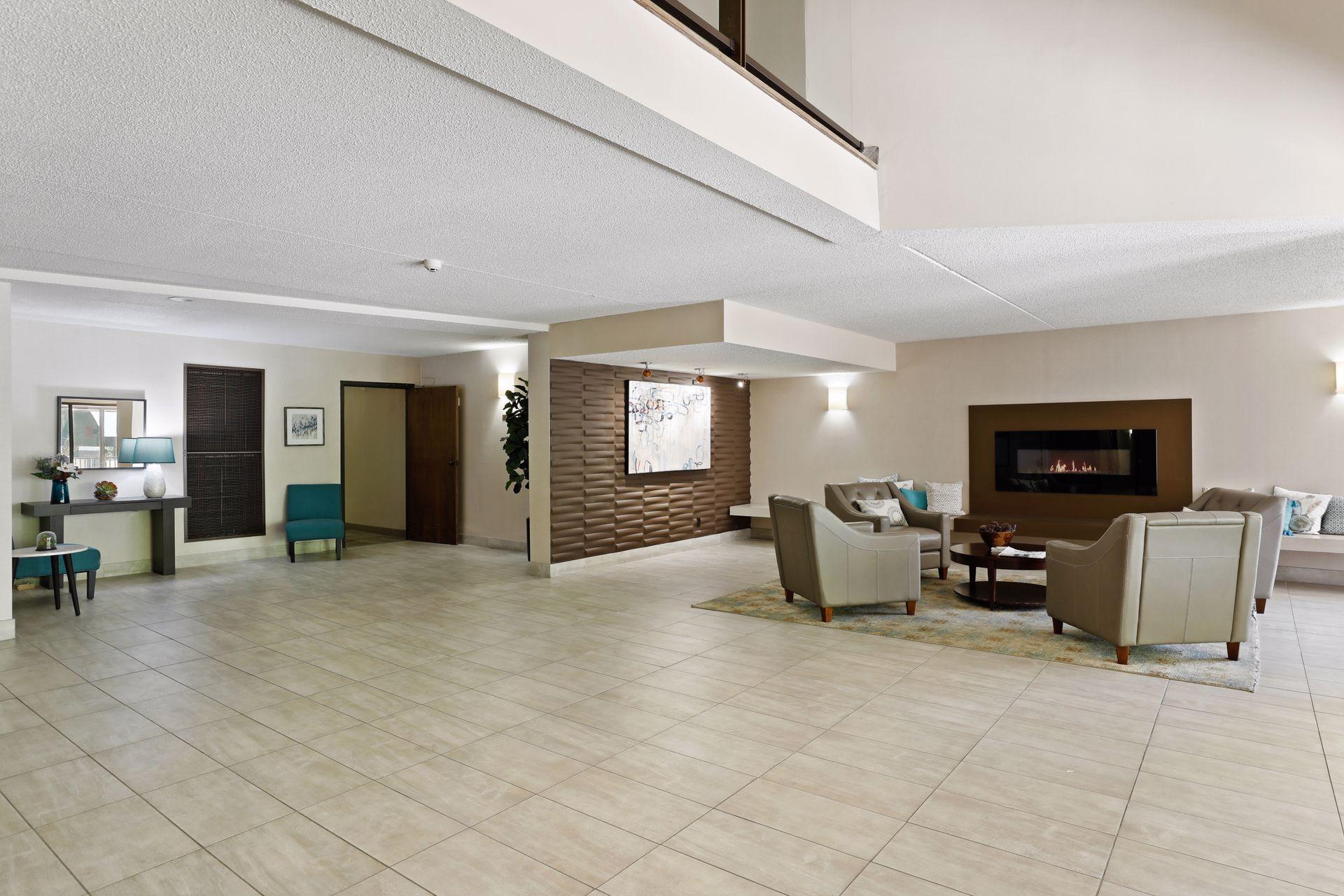 7200 York Avenue S Unit: 423