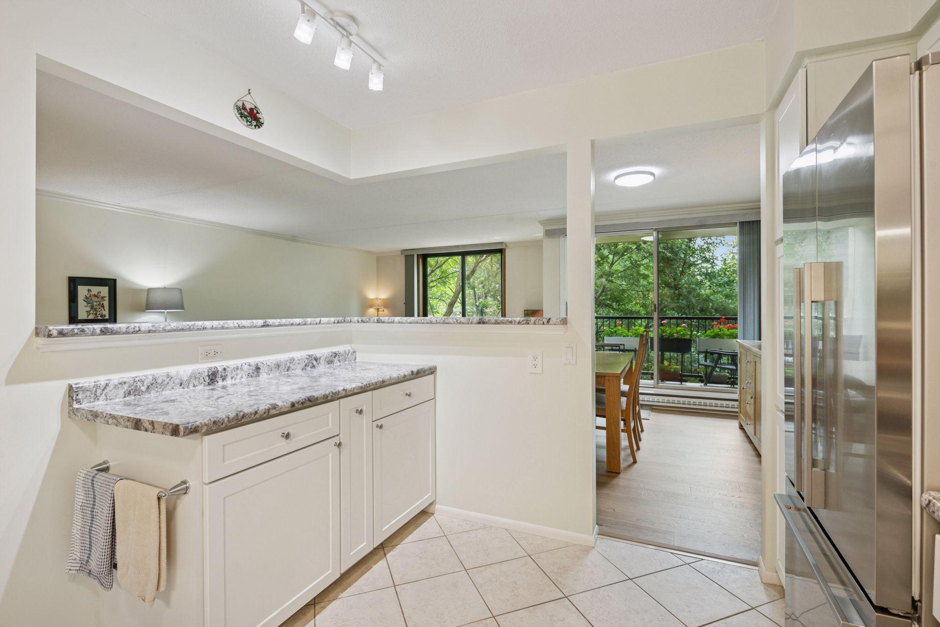 7200 York Avenue S Unit: 423