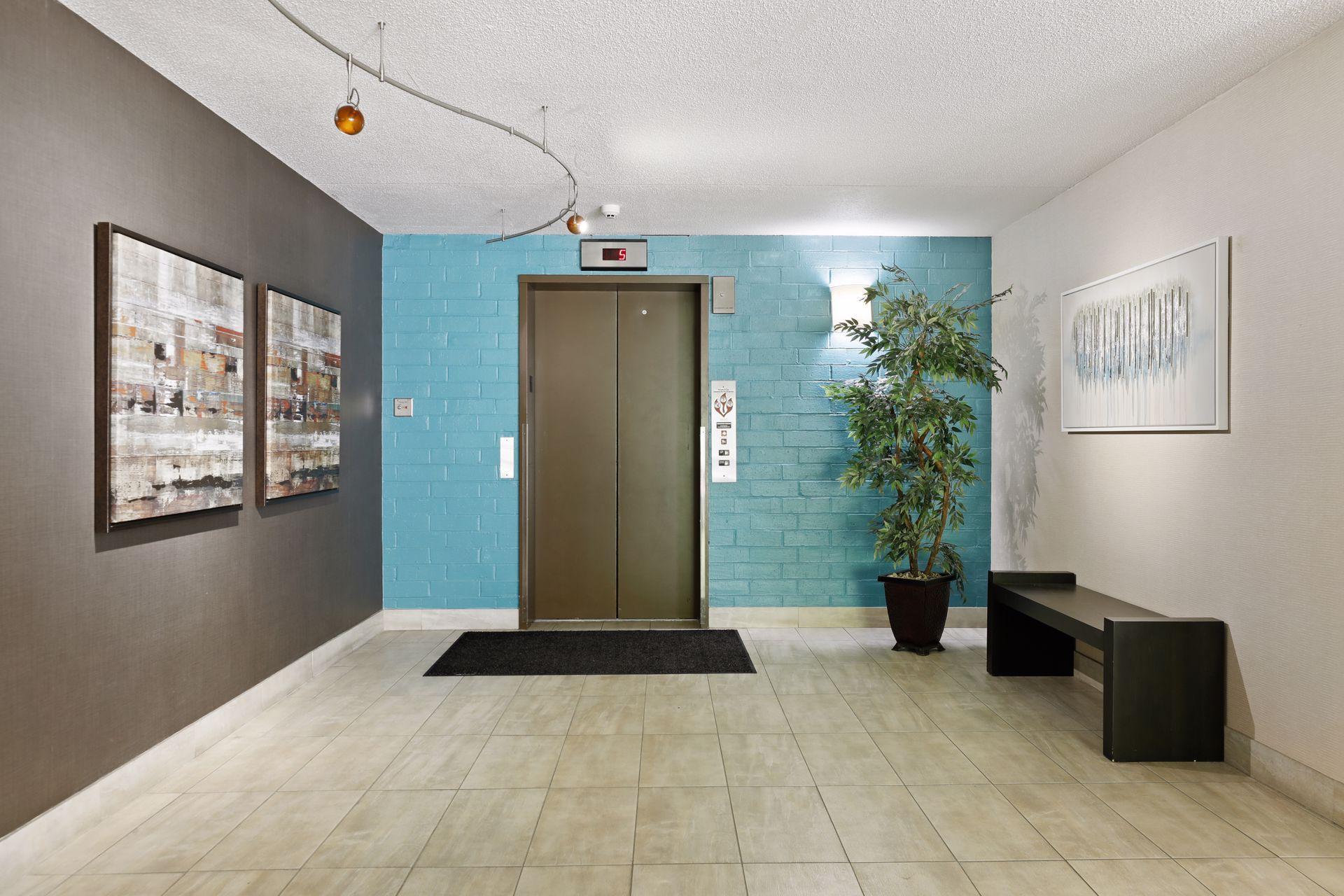 7200 York Avenue S Unit: 423