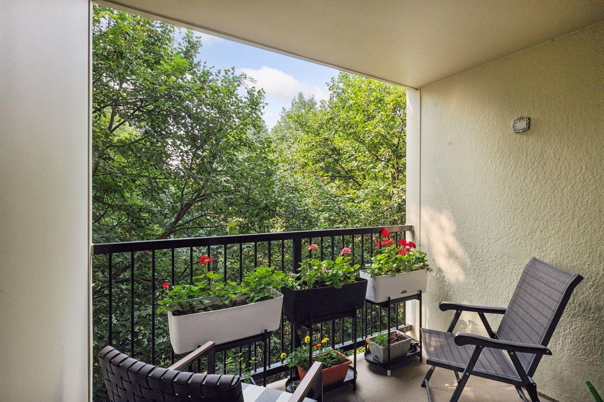 7200 York Avenue S Unit: 423