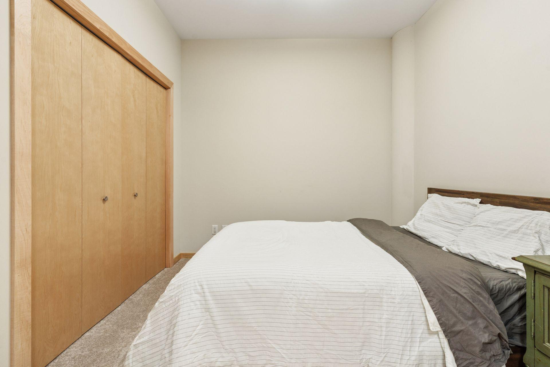 215 10th Avenue S Unit: 533