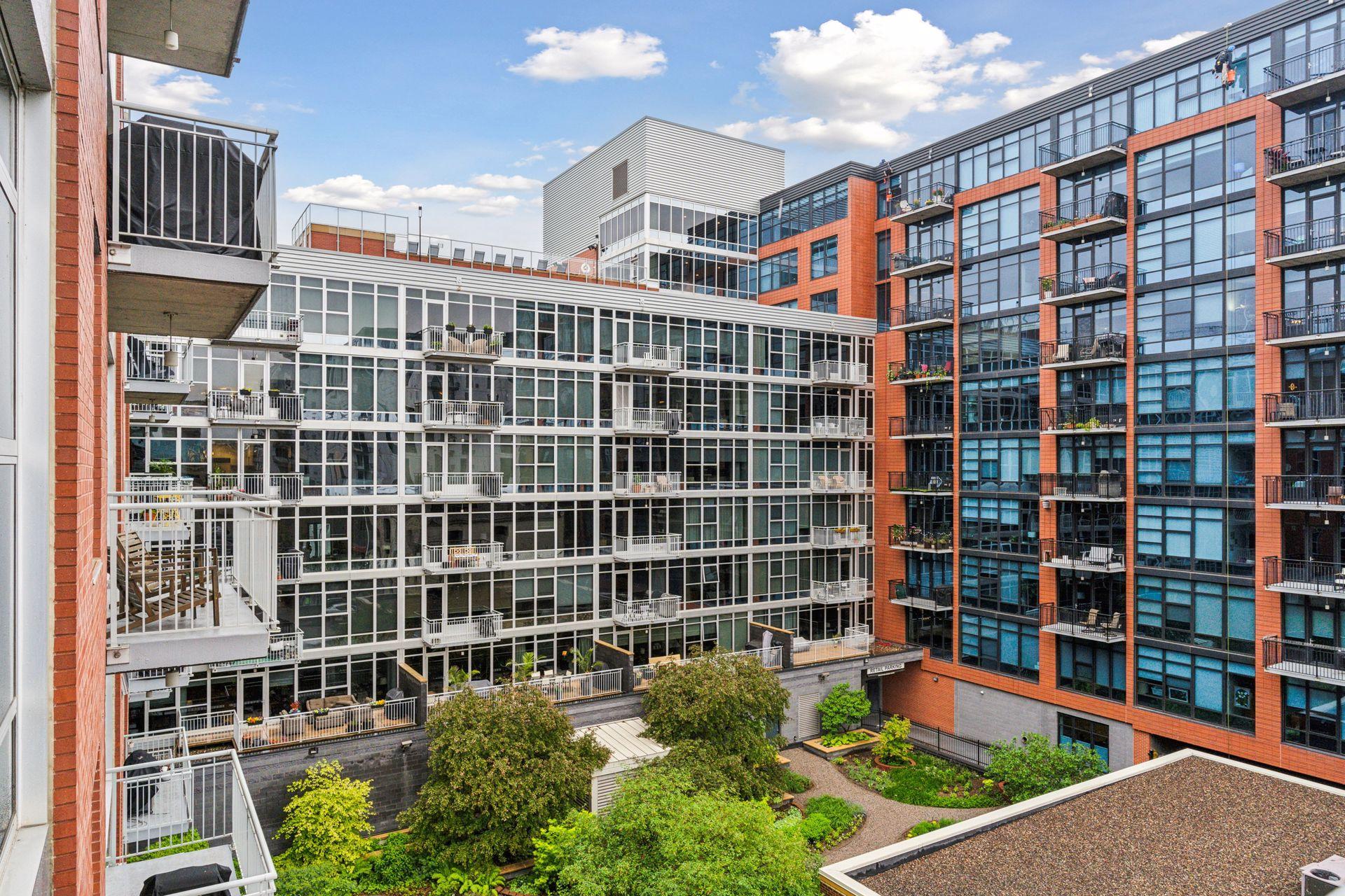 215 10th Avenue S Unit: 533