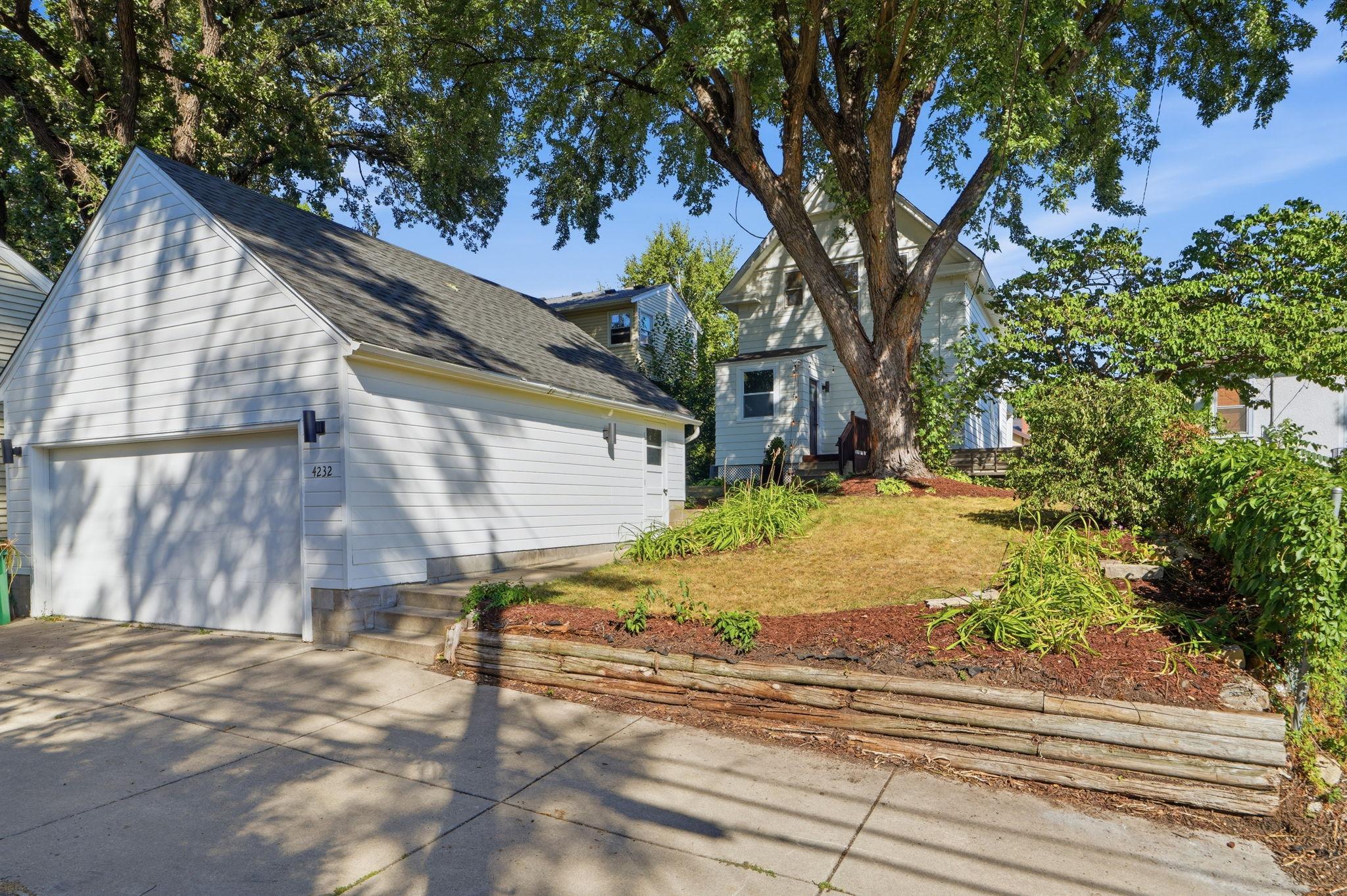 4232 Beard Avenue S