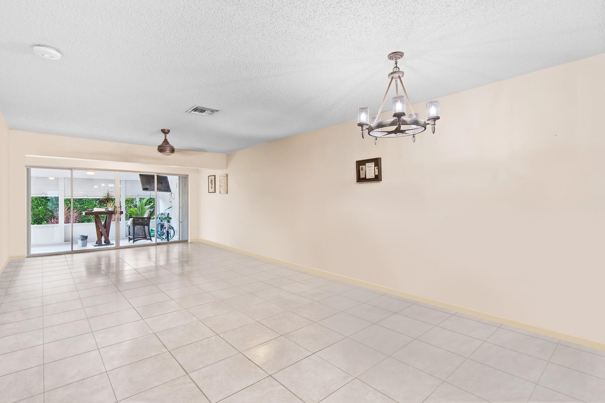 1850 NW 13th St 10-A