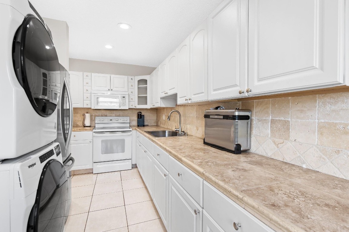 1850 NW 13th St 10-A