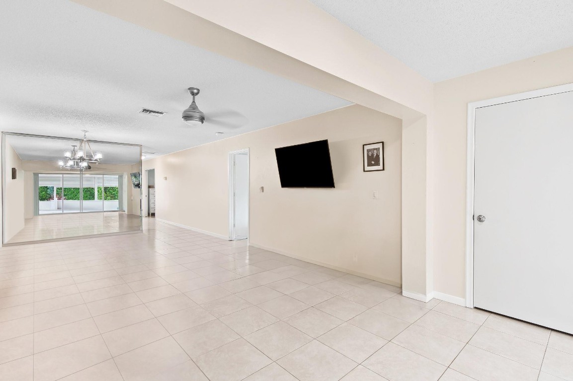 1850 NW 13th St 10-A