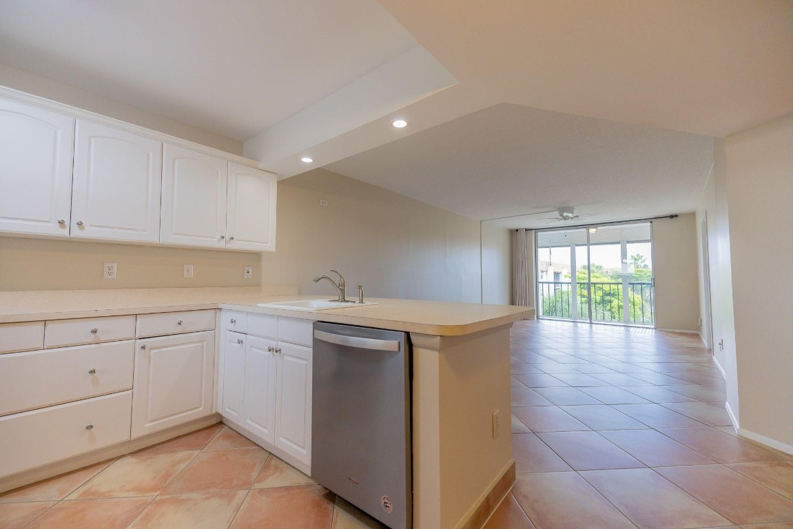 5300 NE 24th Ter 534C