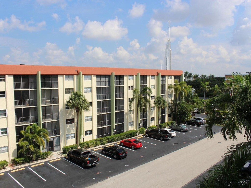 5300 NE 24th Ter 534C