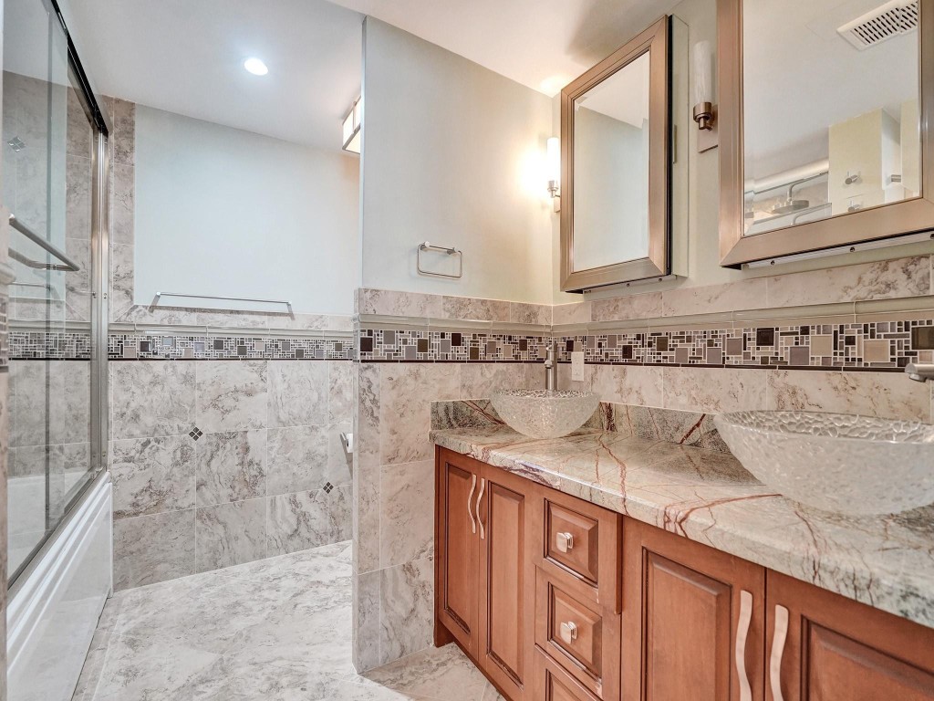 3430 Galt Ocean Dr 1107