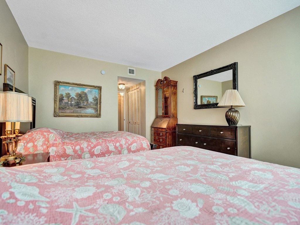 3430 Galt Ocean Dr 1107