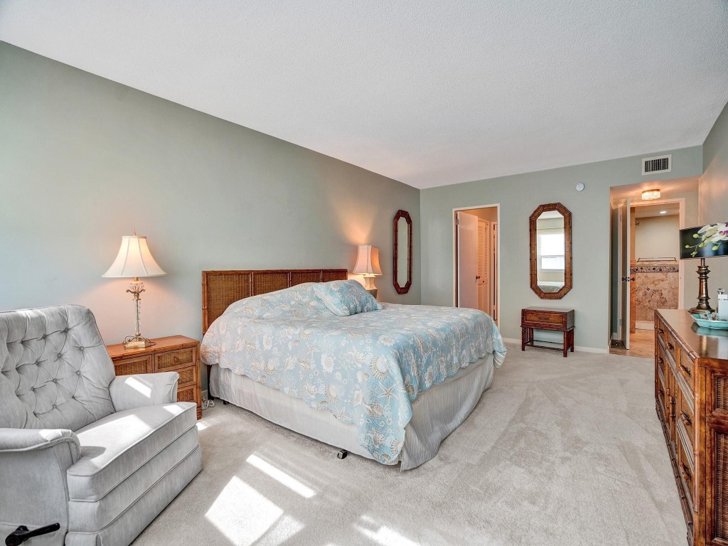 3430 Galt Ocean Dr 1107