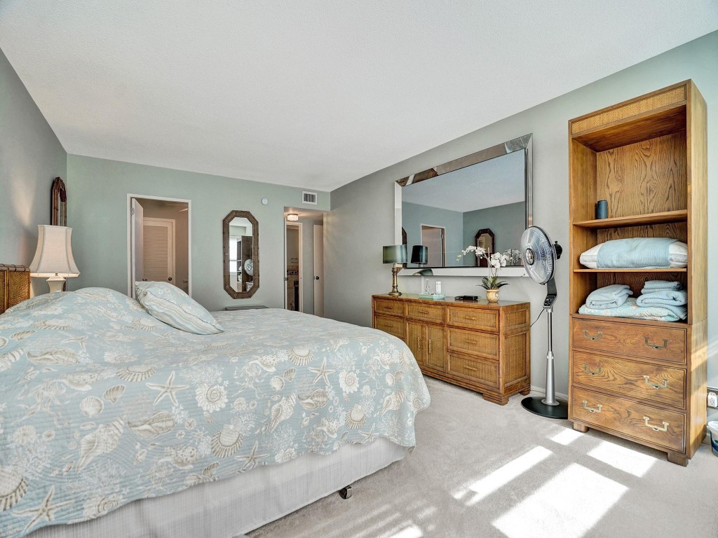 3430 Galt Ocean Dr 1107