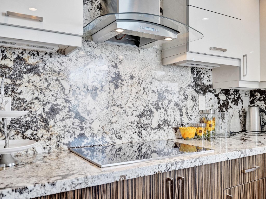 3430 Galt Ocean Dr 1107