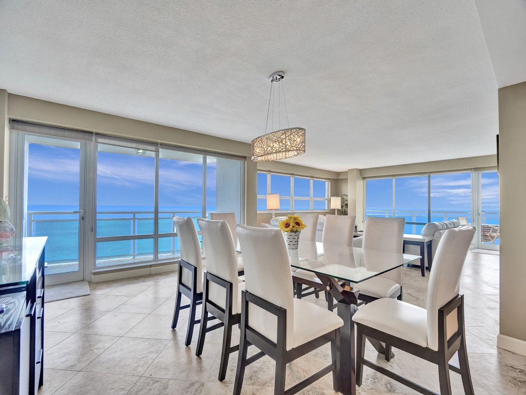 3430 Galt Ocean Dr 1107