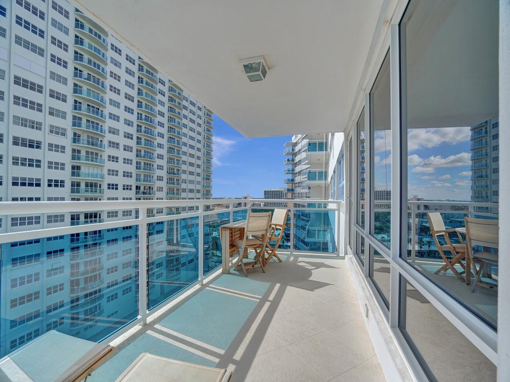 3430 Galt Ocean Dr 1107