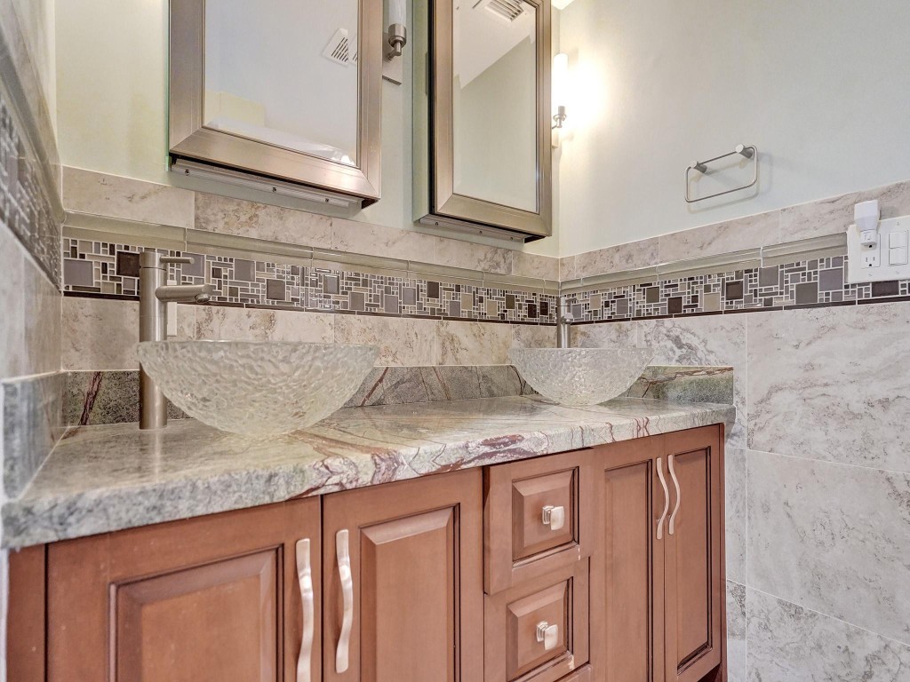 3430 Galt Ocean Dr 1107