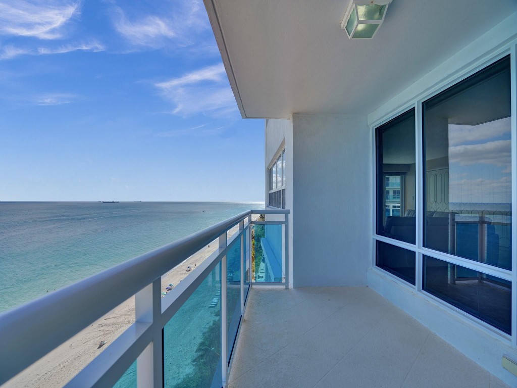 3430 Galt Ocean Dr 1107