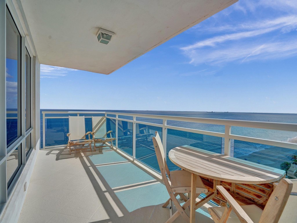 3430 Galt Ocean Dr 1107