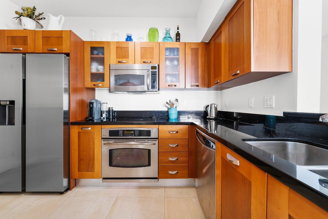 186 SE 12th Ter 1208