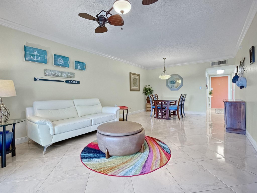 128 S Cypress Rd 835