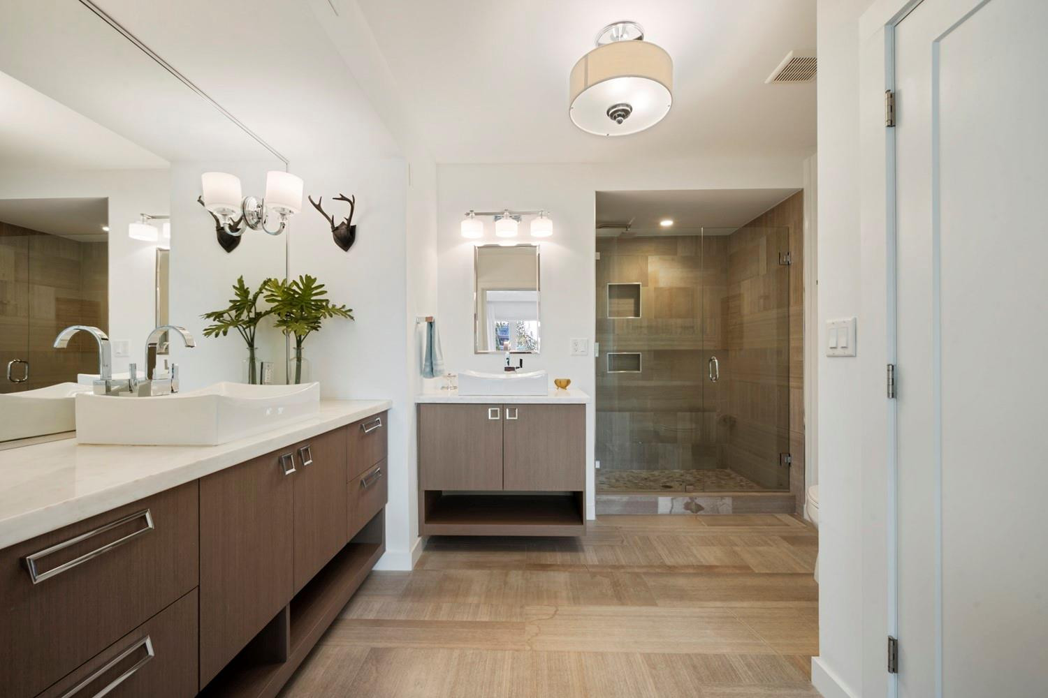 180 Isle Of Venice Dr 225/226