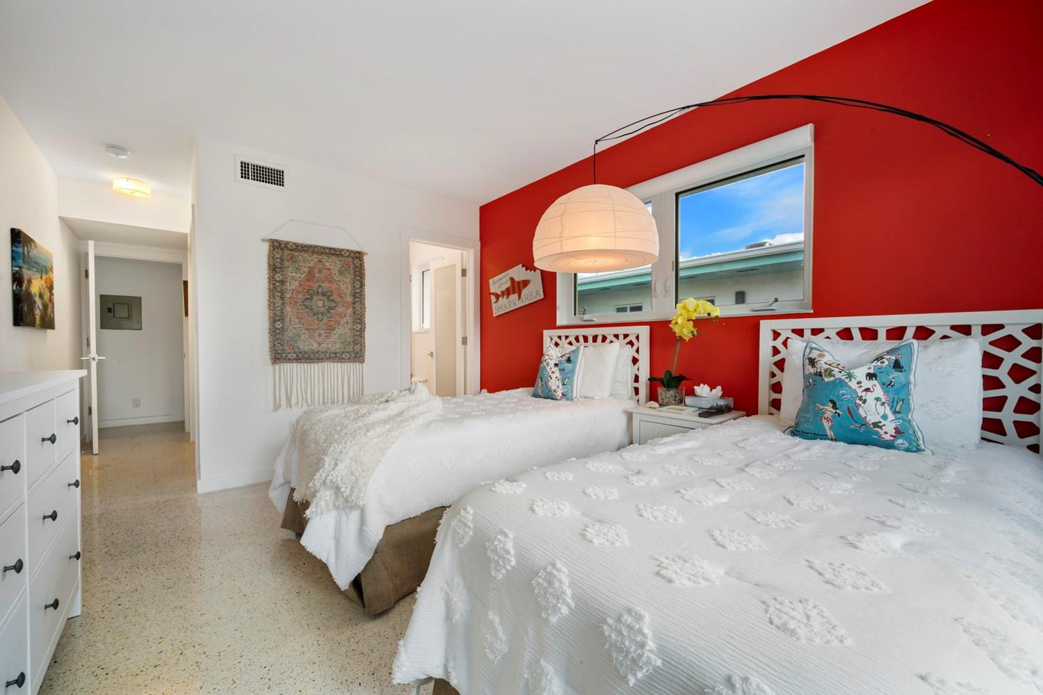 180 Isle Of Venice Dr 225/226