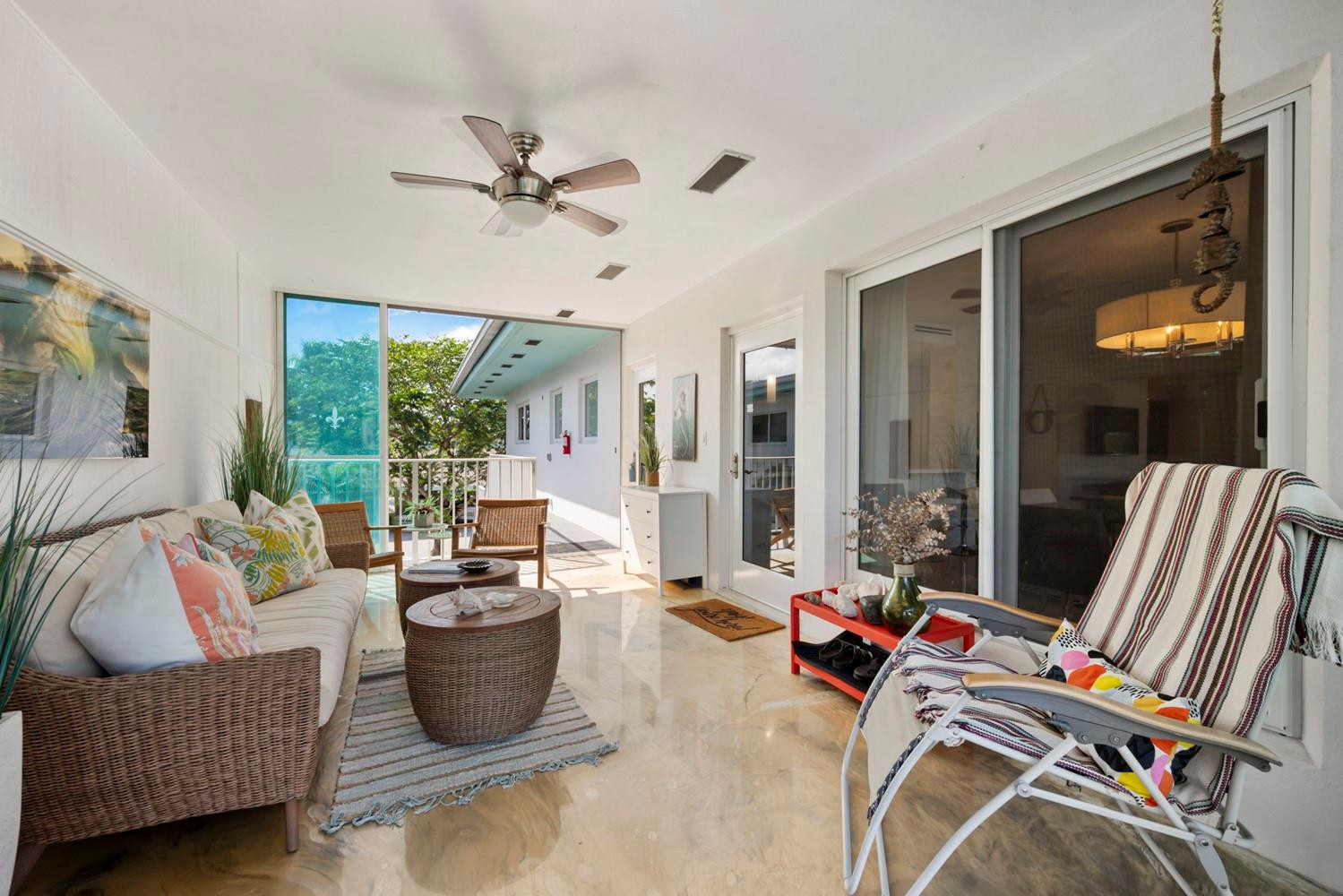 180 Isle Of Venice Dr 225/226