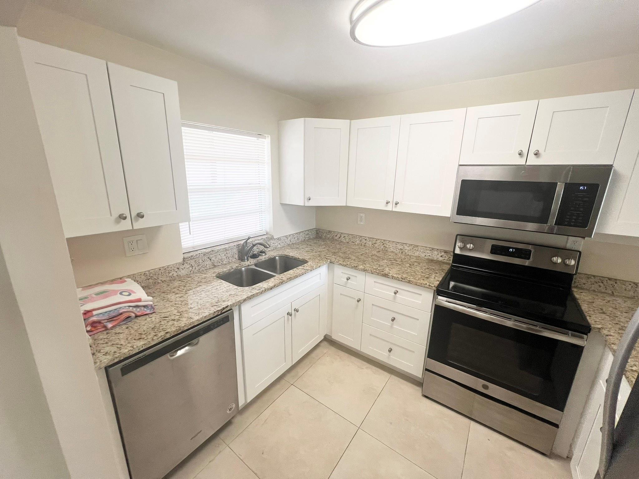 9491 Evergreen Pl 205