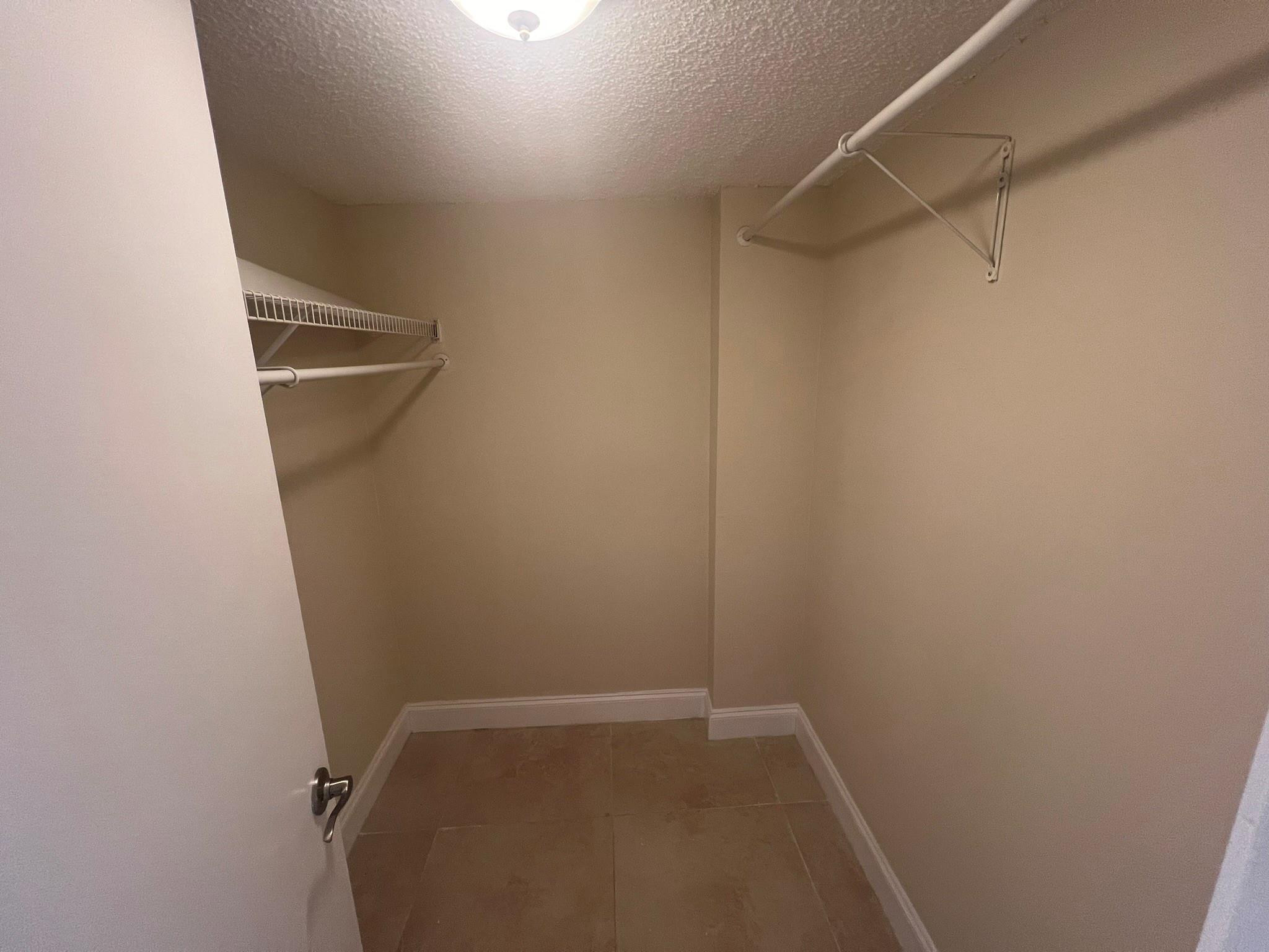 9491 Evergreen Pl 205