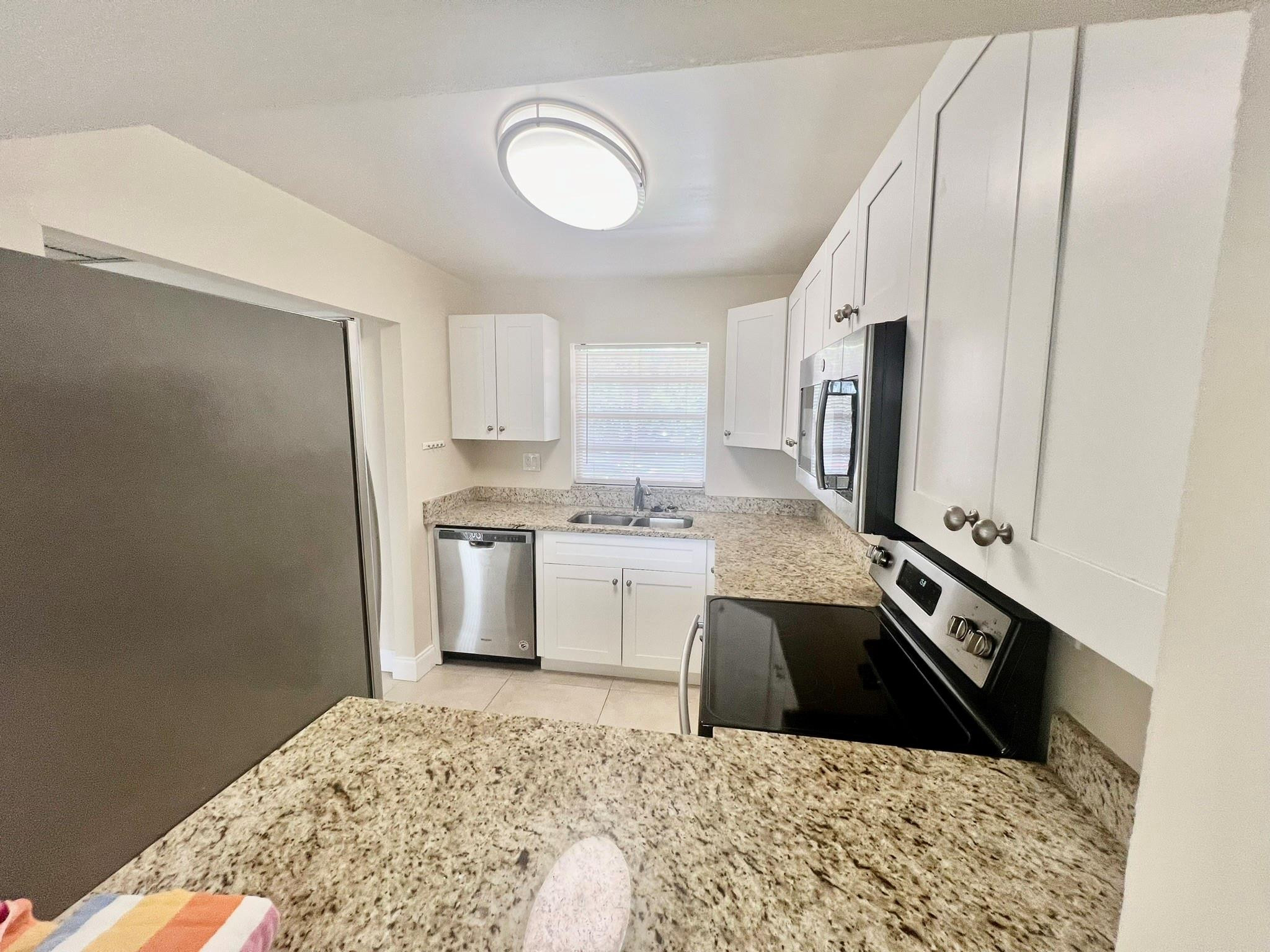 9491 Evergreen Pl 205