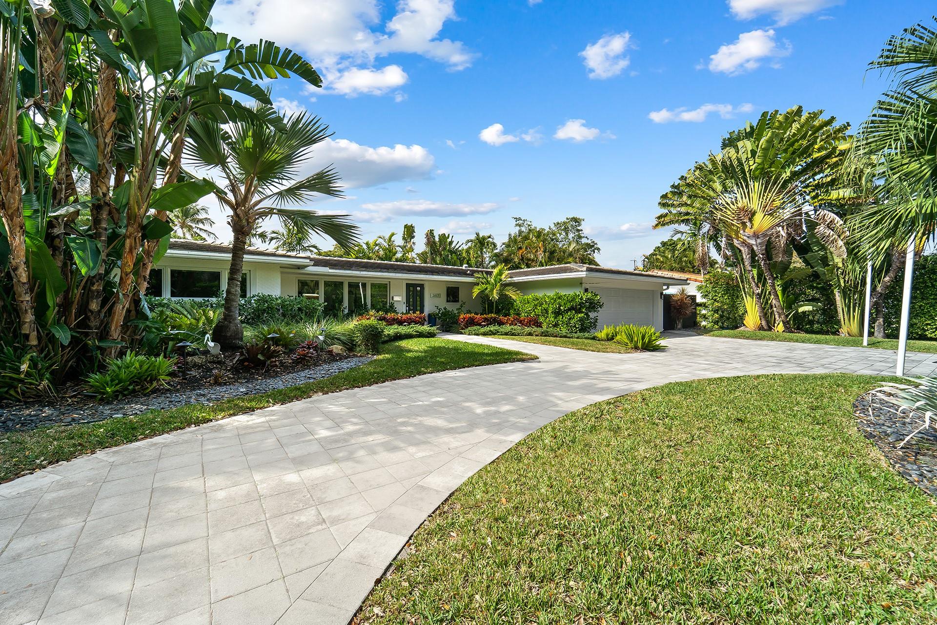 2617 Bayview Dr