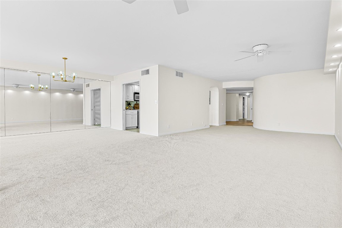 2200 S Ocean Ln 3005