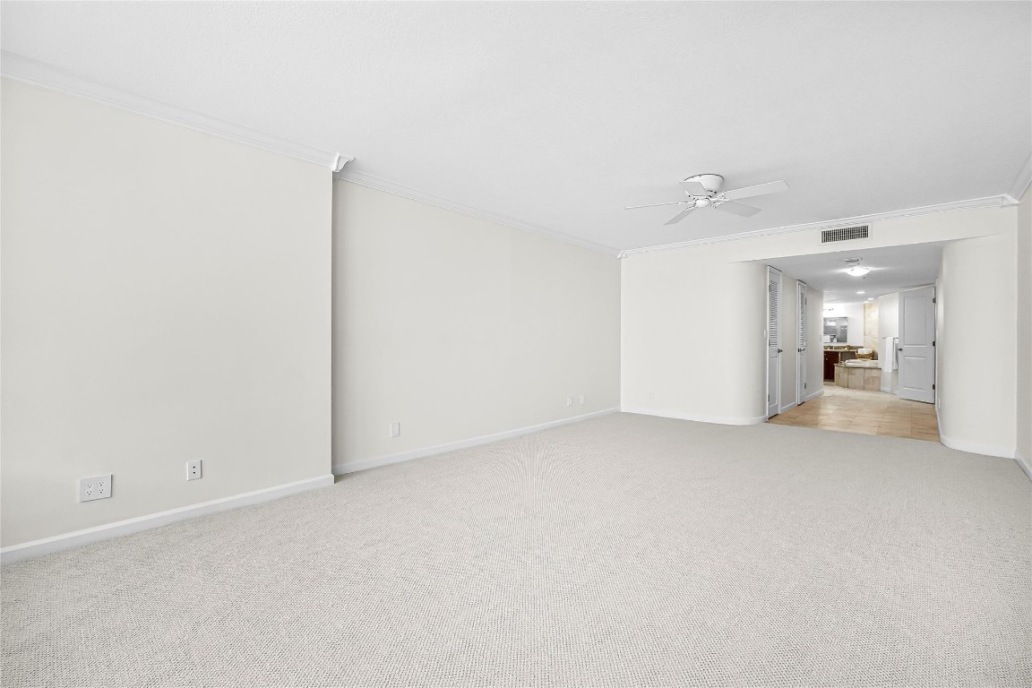 2200 S Ocean Ln 3005